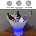 Hielera LED con botellas y luz azul